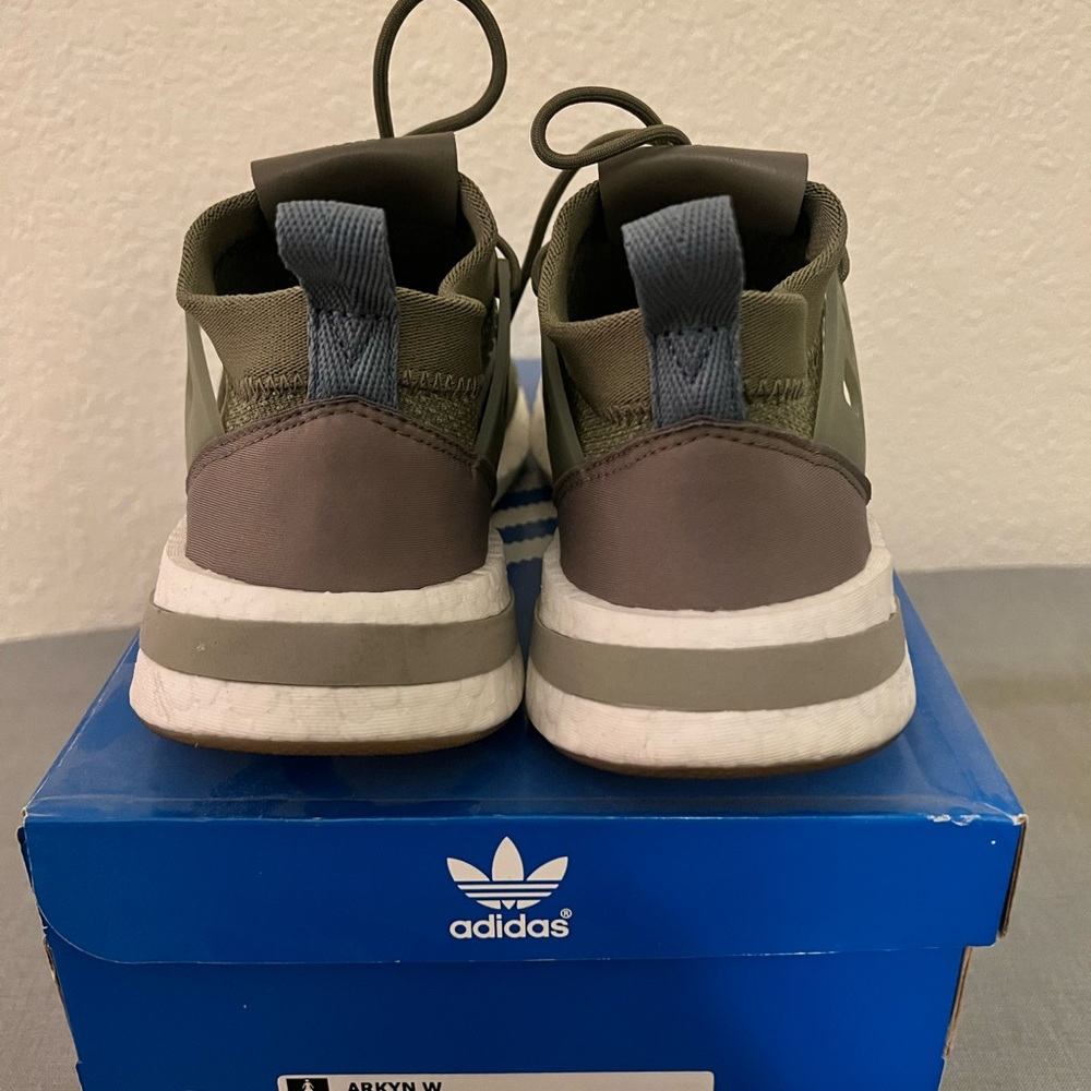 Adidas Arkyn Olive and White Sneakers - Picture 2 of 4
